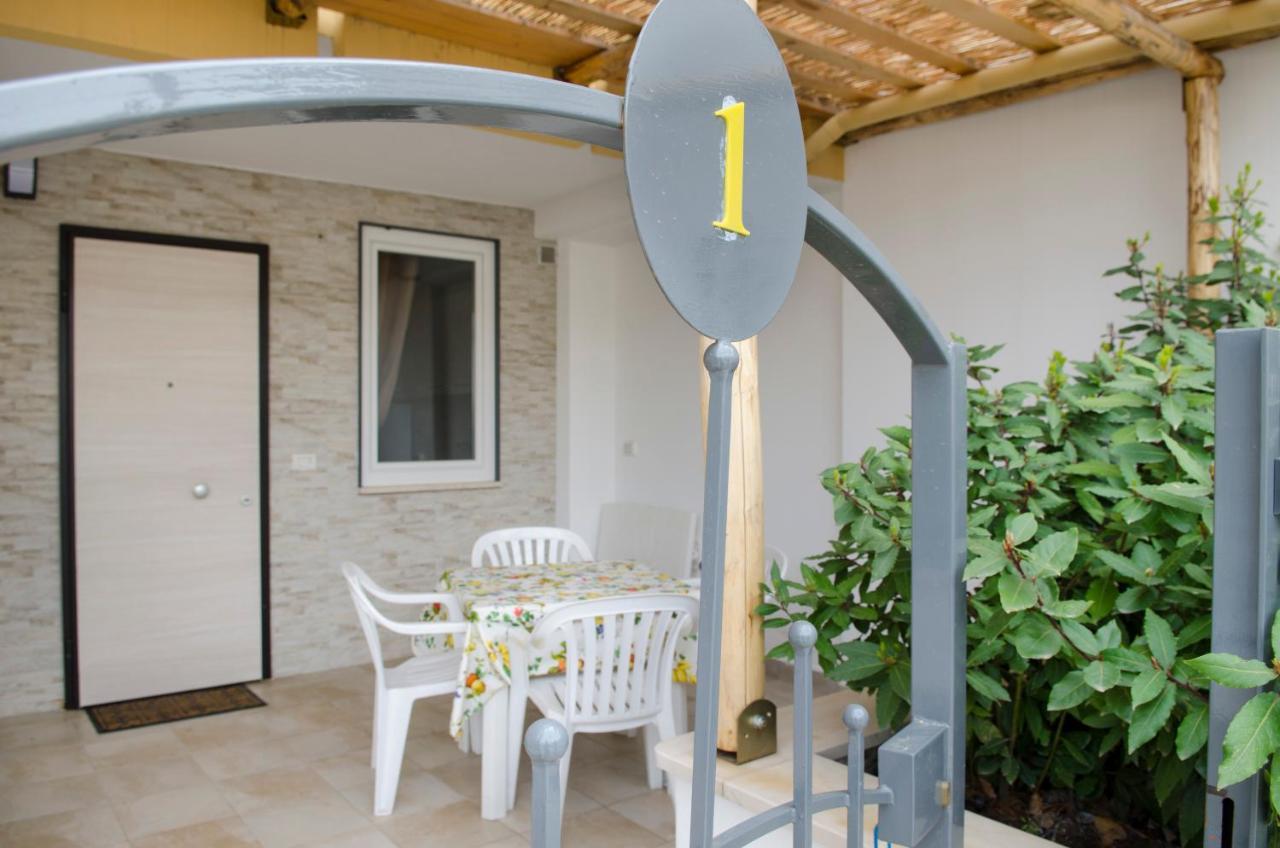 Art Village Residence Bisceglie Buitenkant foto
