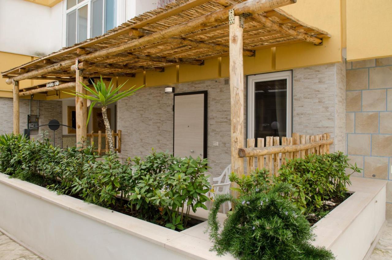 Art Village Residence Bisceglie Buitenkant foto
