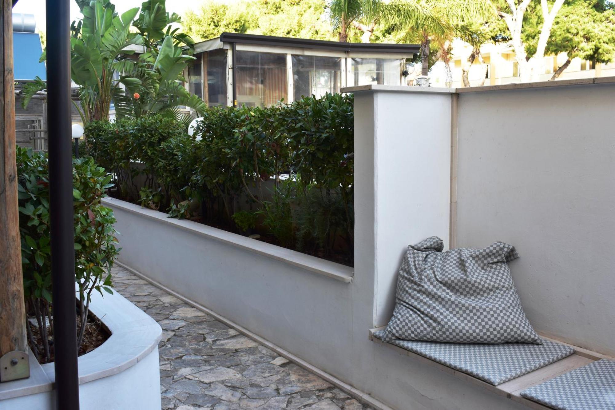 Art Village Residence Bisceglie Buitenkant foto