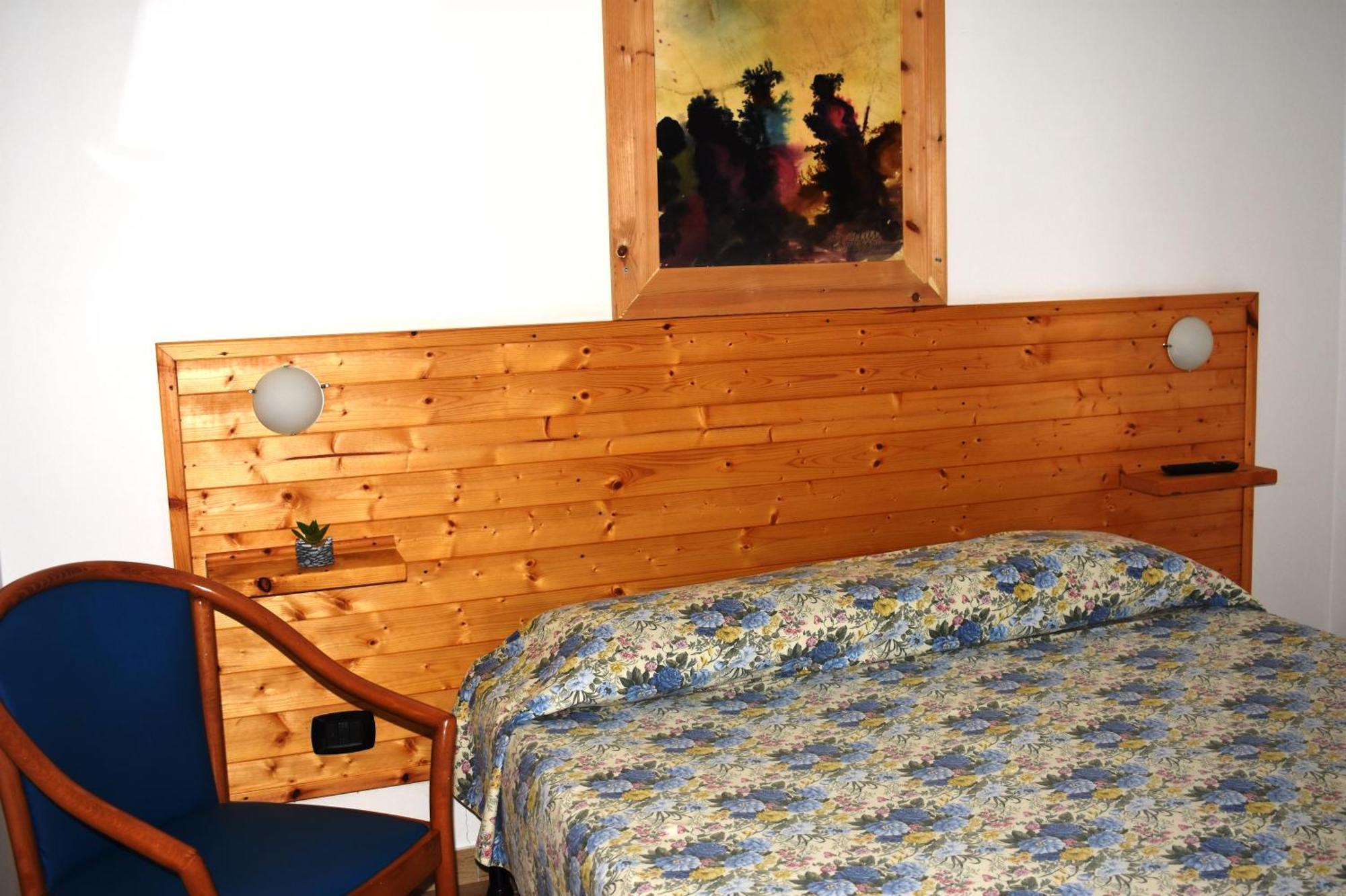 Art Village Residence Bisceglie Buitenkant foto